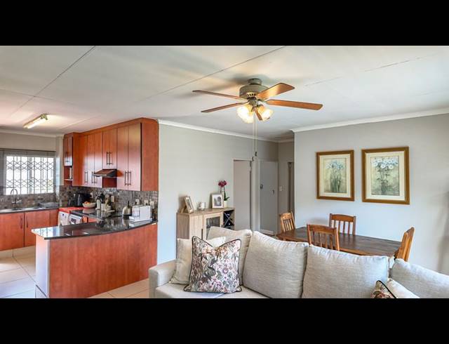 3 BEDROOM APARTMENT FOR SALE IN STERREWAG